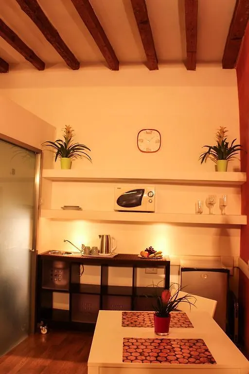 Relax Suite San Felice Bologna 0*,